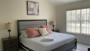 Unclassified image, 3 of 28, button - Grand Luxury Bay 3BR Penthouse near Disney (Kissimmee)