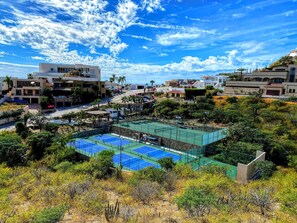 Sport court - Boutique Condo in a Lush, Quiet Setting just Steps from Marina, Beaches & Dining (Cabo San Lucas)