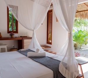DELUX SUITE WITH SEA VIEW | Sábanas de algodón egipcio y ropa de cama de alta calidad