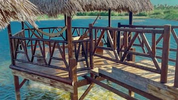 Dock