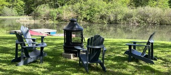 Private country suite on pond located In Amish country. Only 5 min from Norwich