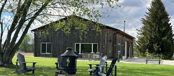 Private country suite on pond located In Amish country. Only 5 min from Norwich