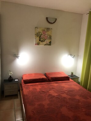 4 chambres, fer et planche Ă repasser, Wi-Fi gratuit, draps fournis
