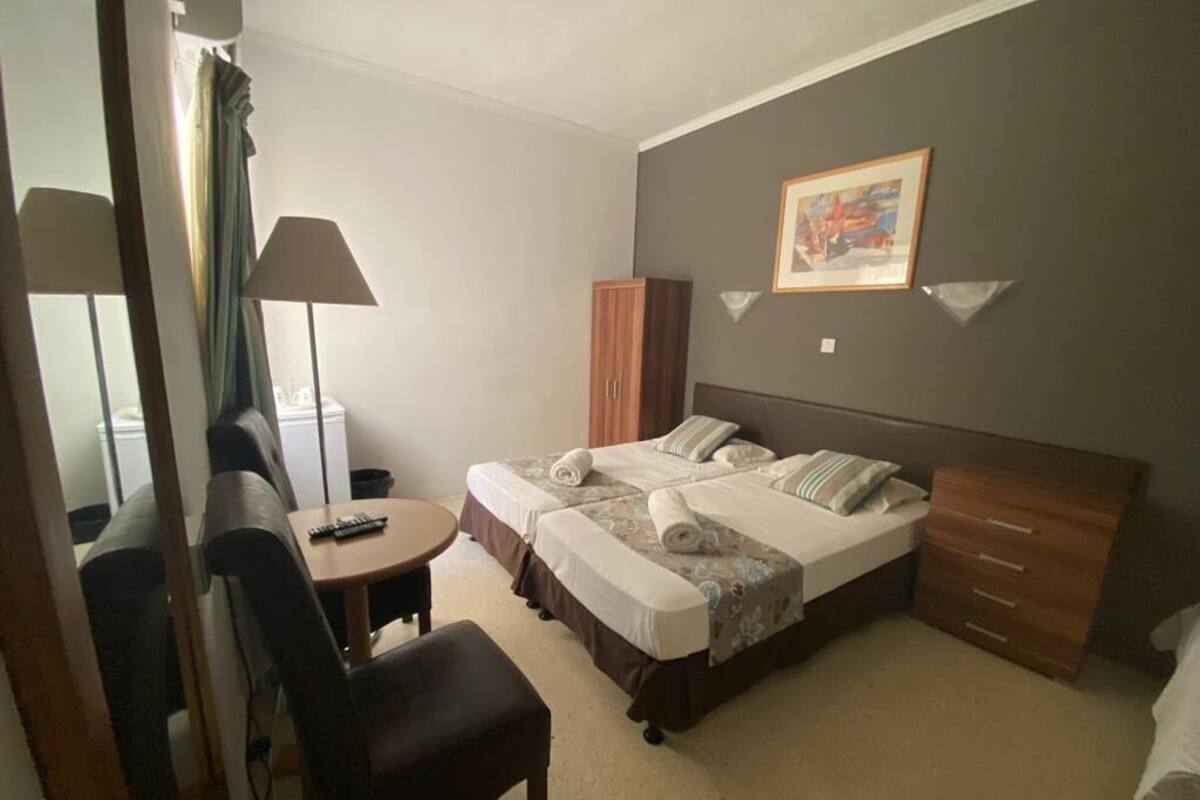 Minibar, iron/ironing board (on request), free WiFi, bed sheets