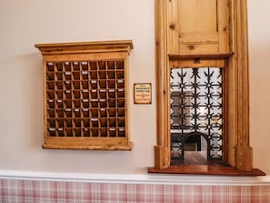 Cottage | Interior