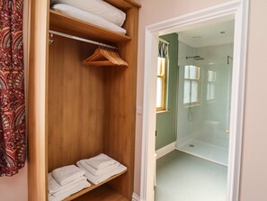 Bathroom - The Ticket Office Allerston (Pickering)