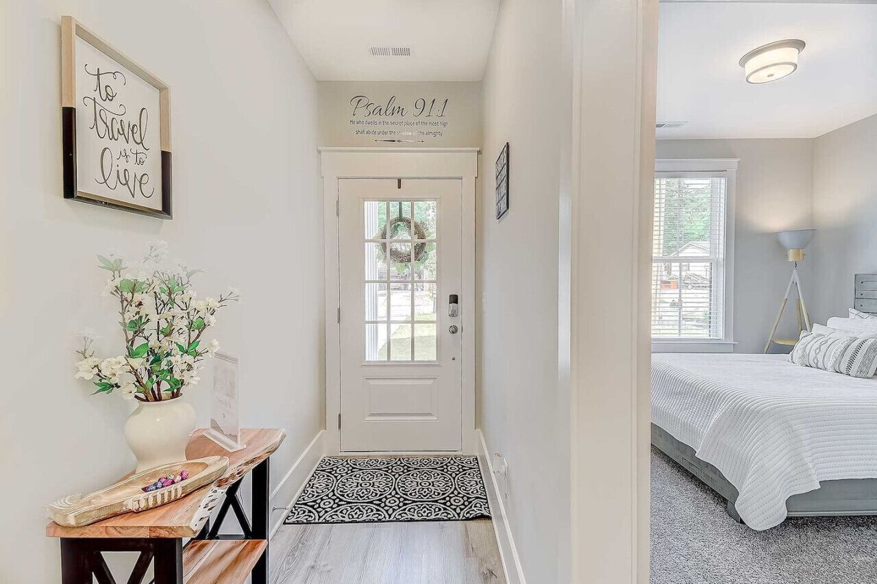 3 bedrooms, desk, iron/ironing board, WiFi
