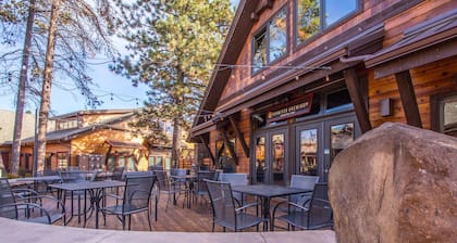 RANC16 - Cozy Cabin, Community Pool