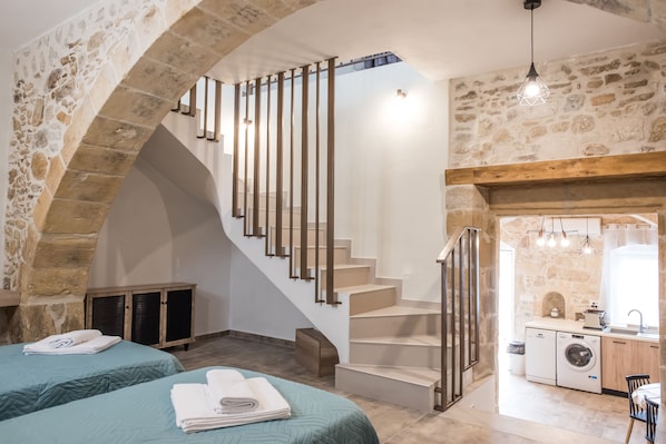 2 bedrooms, desk, iron/ironing board, free WiFi