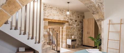 2 chambres, bureau, fer et planche à repasser, Wi-Fi gratuit