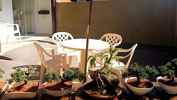 Suite | Outdoor dining