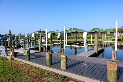 4-bedroom house with pool steps from the dock!