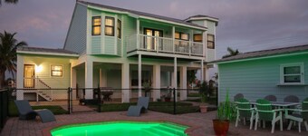 4-bedroom house with pool steps from the dock!