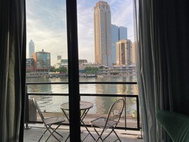 Hypo-allergenic bedding, free minibar, in-room safe