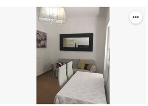 2 chambres, lit parapluie, accès Internet, draps fournis