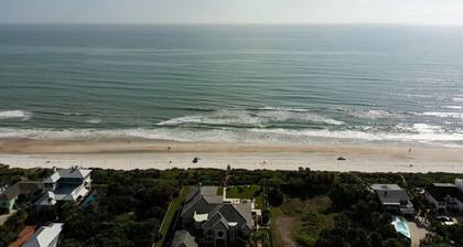 5 bed 4 bath pool table, fire pit, walk to beach