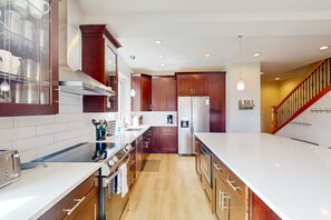 Fridge, microwave, oven, dishwasher