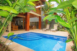 Outdoor pool - Villa Del Sol, steps to Dominical Beach with Private Pool! (Puntarenas Province)