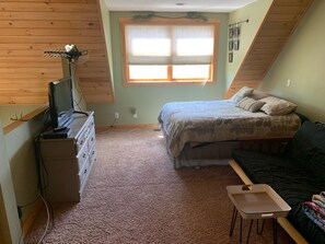 2 bedrooms, bed sheets