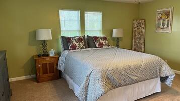 3 slaapkamers, reisbedje, gratis wifi, beddengoed