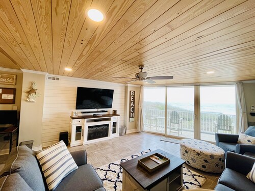 "The Turtle Nest" a 3bed/2 bath Condo in St Regis (New Listing)