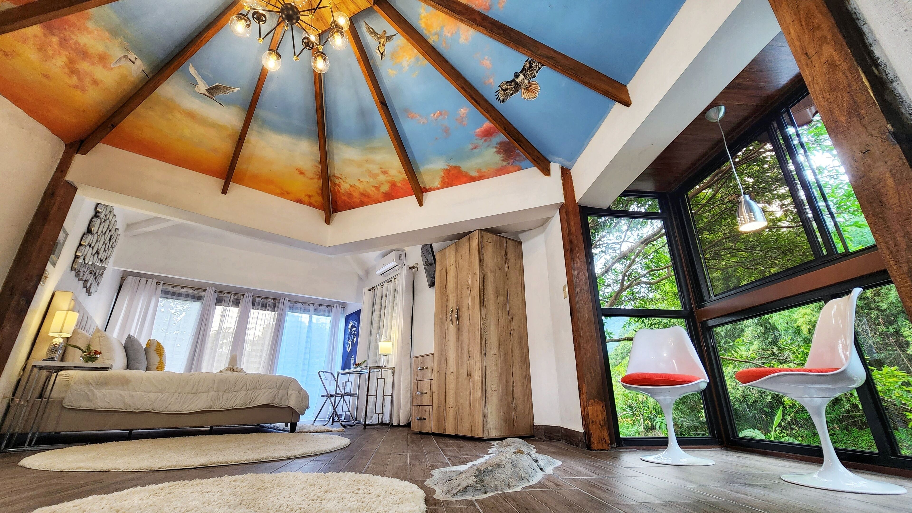 Panoramic Cabin, River View, Mountainside