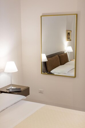 2 Schlafzimmer, Zimmersafe, Bügeleisen/Bügelbrett, kostenloses WLAN