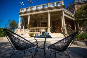 Outdoor dining - Villa Rosa Resort - House 5 (Conversano)