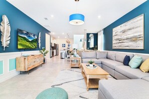 Flat-screen TV, fireplace