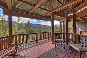 Ferienhaus, Mehrere Betten (053 - Glass House on the Ridge) | Unterkunftsgelände