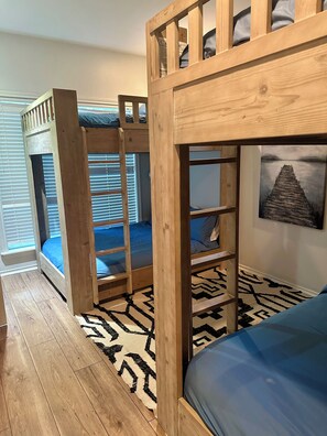3 habitaciones, wifi gratis y ropa de cama 