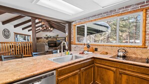 Private kitchen - 006 - 12 Bear Lodge (Big Bear Lake)