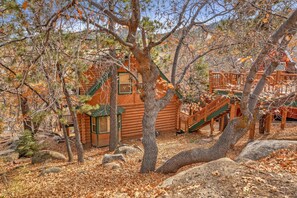 Casa, varias camas (004 - Bearadise) | Exterior