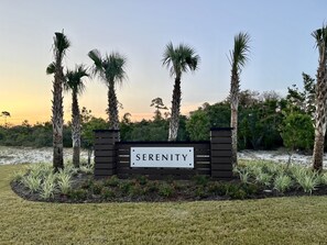Unclassified image, 4 of 62, button - Modern 4BR Retreat • Walk to Beach • Private King Suites • Pet-Friendly (Perdido Key)