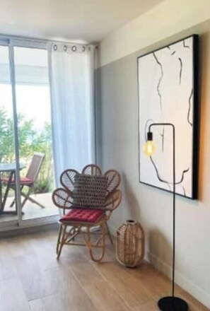 Interior - A seaview cocoon (Saint martin)