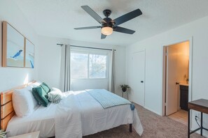 3 chambres, bureau, fer et planche à repasser, Wi-Fi gratuit