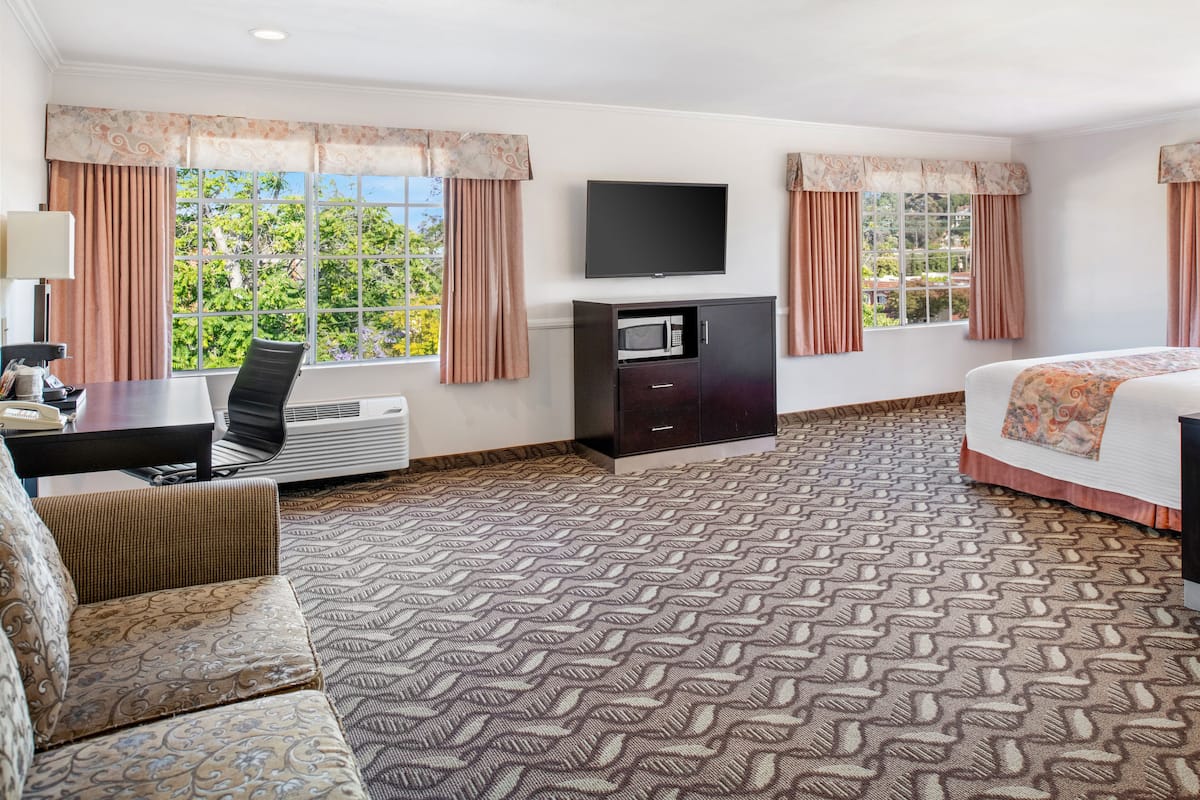 1 bedroom, desk, laptop workspace, free wifi