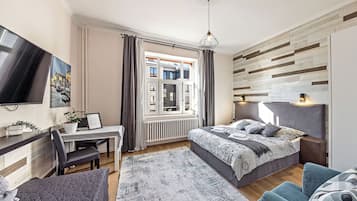 1 bedroom, desk, iron/ironing board, free WiFi