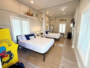 4 bedrooms, desk, iron/ironing board, travel crib