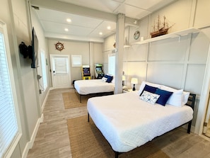 4 bedrooms, desk, iron/ironing board, travel crib