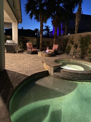 Terrace/patio - RELAX:  Saltwater Pool & Spa, Pool Table, Darts (Indio)
