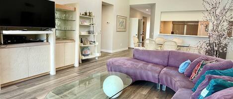 电视、电子游戏