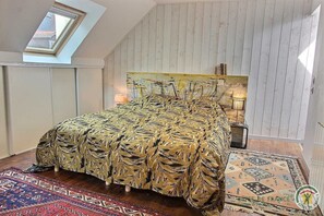 1 chambre, fer et planche à repasser, Wi-Fi gratuit, draps fournis