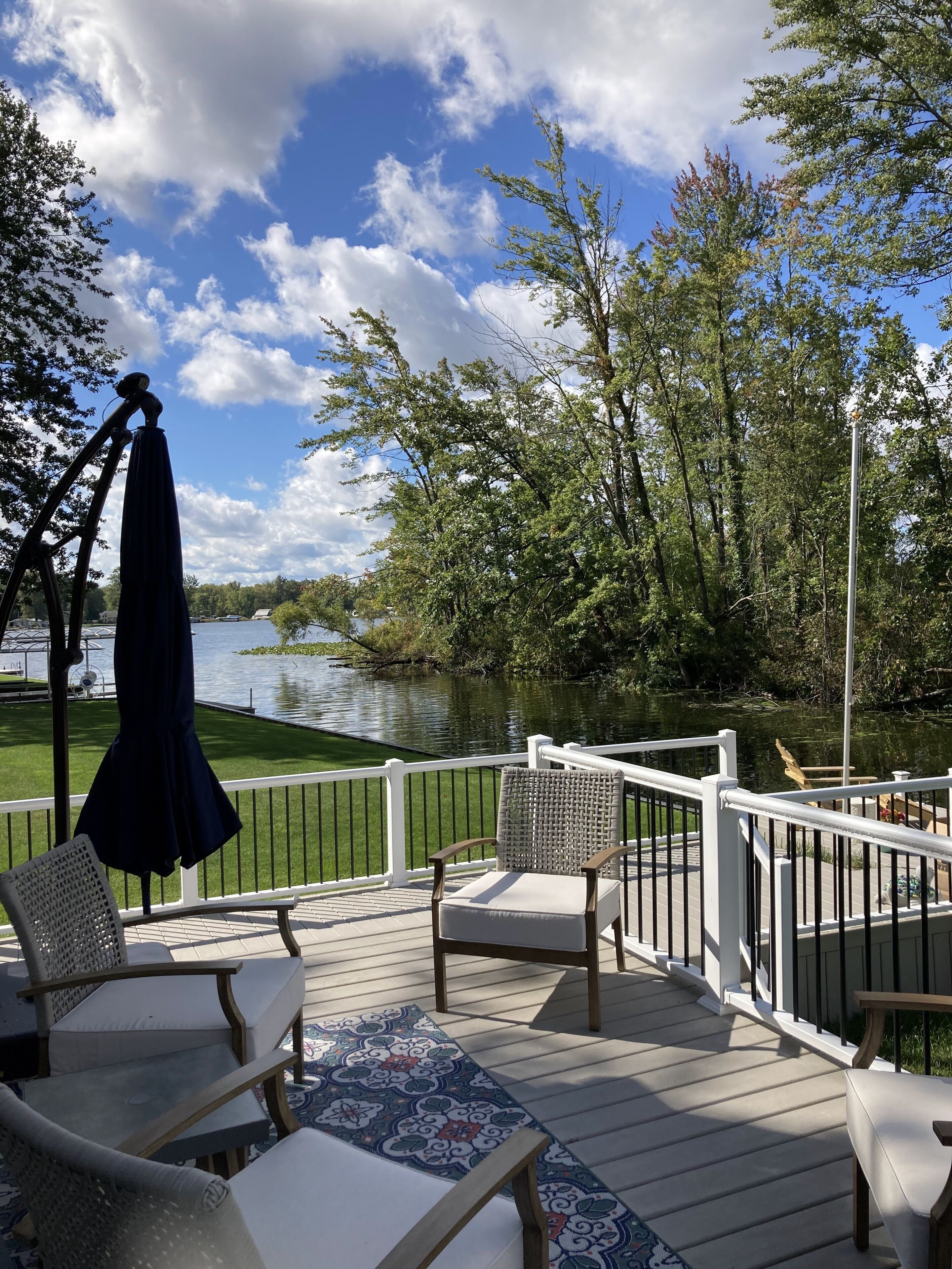 Charming Lakehouse on Coldwater Chain of Lakes