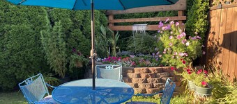 Crossroads Country Cottage