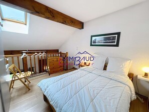 3 bedrooms - 3 rooms duplex 8 people Hyper centre (VALLOIRE)