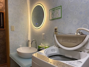 Hair dryer