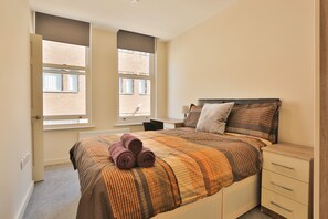 免费 WiFi、床单