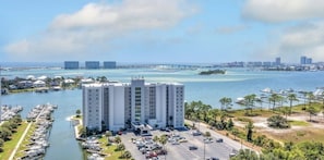 Located on the waterfront, this hotel offers stunning views of the marina and surrounding landscape.