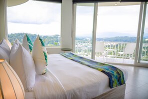 4 Schlafzimmer, Schreibtisch, Bügeleisen/Bügelbrett, kostenloses WLAN